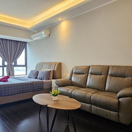 R&F Princess Cove Jb Apartment Suites By Sc Homestay 新山 外观 照片