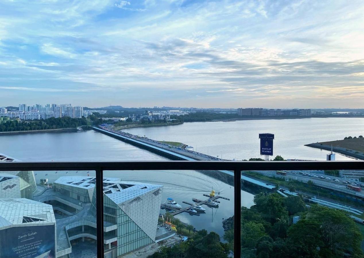 R&F Princess Cove Jb Apartment Suites By Sc Homestay 新山 外观 照片