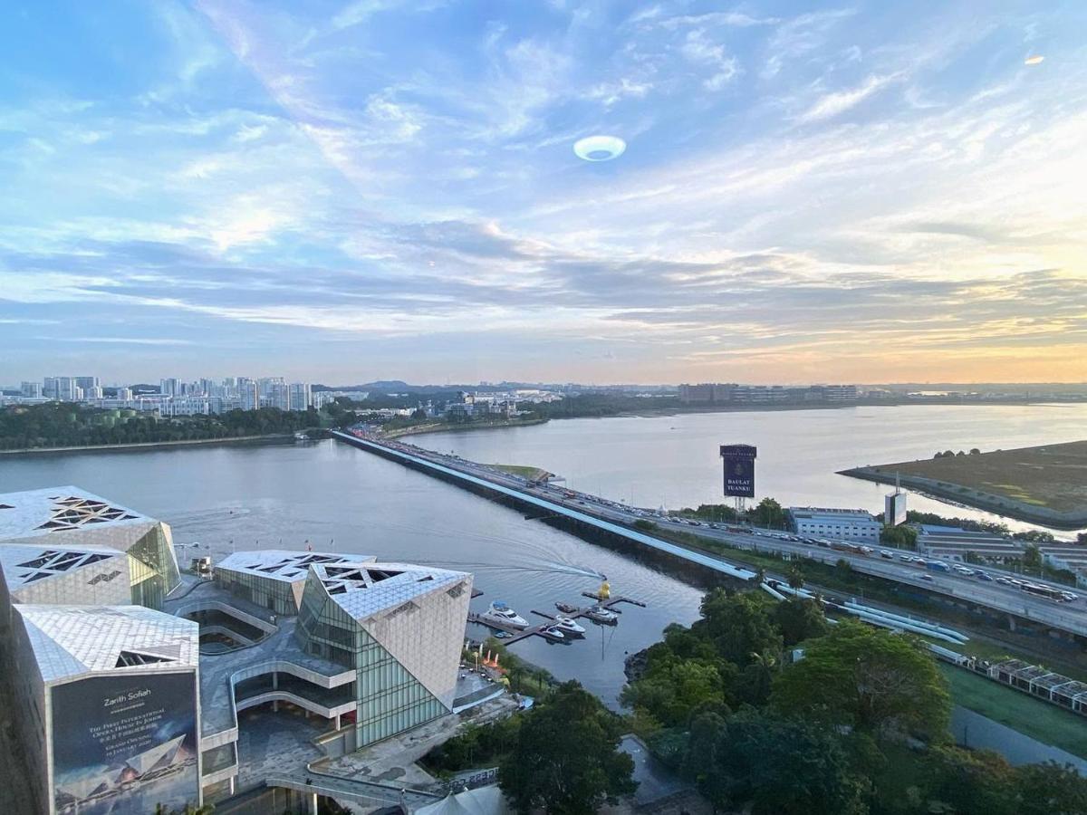 R&F Princess Cove Jb Apartment Suites By Sc Homestay 新山 外观 照片