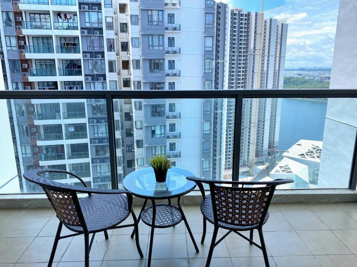 R&F Princess Cove Jb Apartment Suites By Sc Homestay 新山 外观 照片