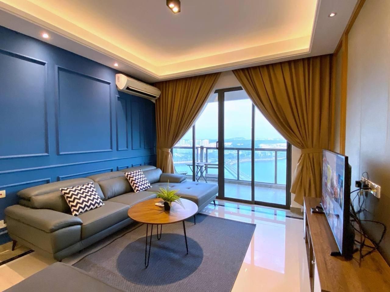 R&F Princess Cove Jb Apartment Suites By Sc Homestay 新山 外观 照片