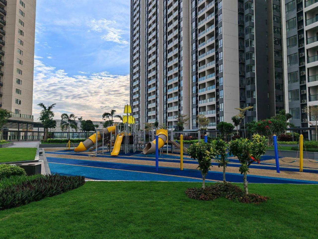 R&F Princess Cove Jb Apartment Suites By Sc Homestay 新山 外观 照片