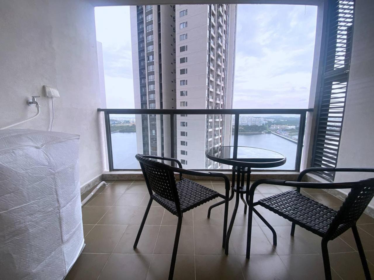 R&F Princess Cove Jb Apartment Suites By Sc Homestay 新山 外观 照片