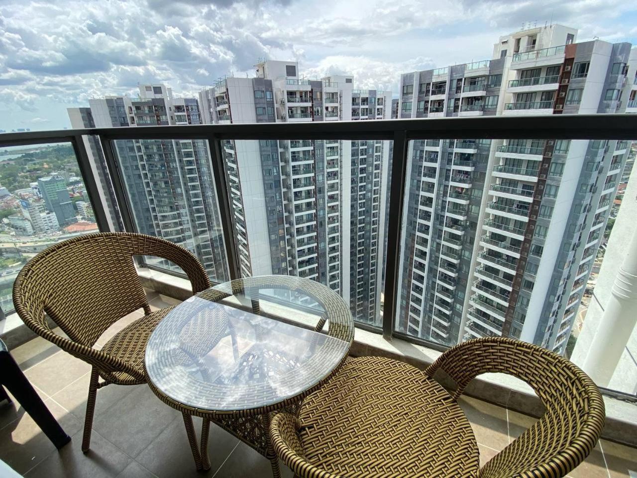 R&F Princess Cove Jb Apartment Suites By Sc Homestay 新山 外观 照片